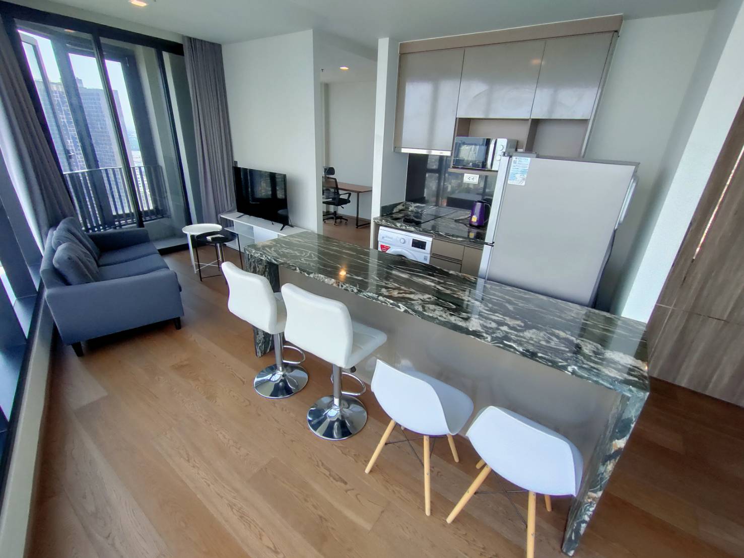1-Bed Condo near BTS/MRT at Ideo Q Sukhumvit 36 2