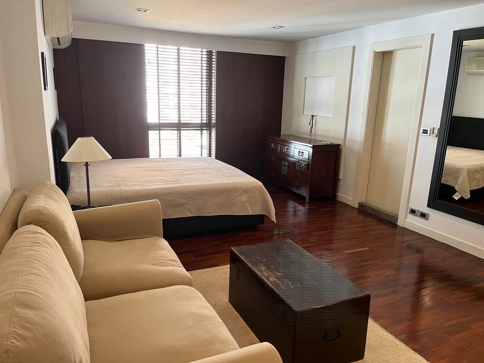 2-Bed Condo at Icon 2
