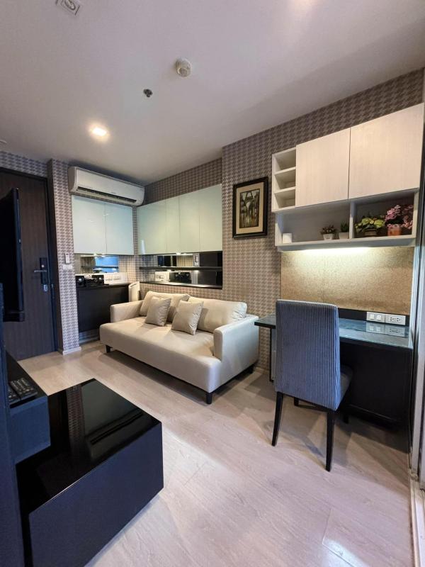 1-Bed Condo near BTS/MRT at Rhythm Sukhumvit 44/1