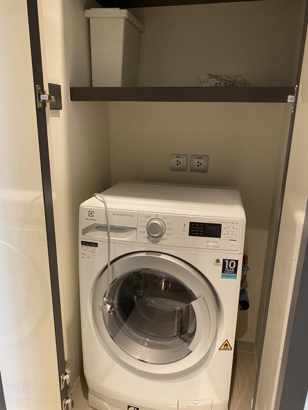 1-Bed Condo near BTS/MRT at BEATNIQ Sukhumvit 32 9