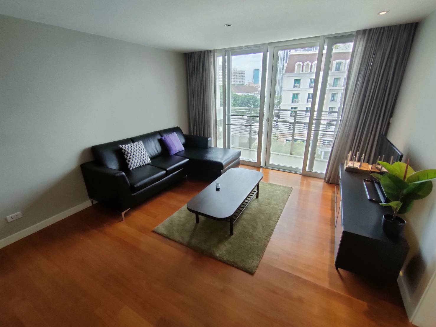1-Bed Condo with Rooftop Pool at La Citta Penthouse