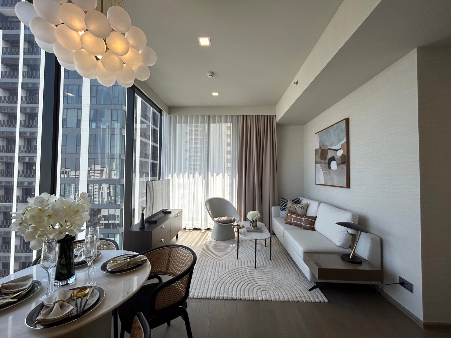 2-Bed Condo near the Park at Celes Asoke