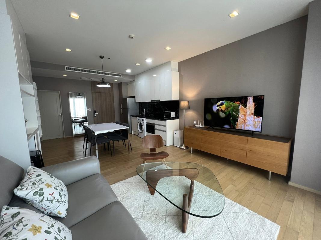 2-Bed Condo on High Floor at Noble Reveal