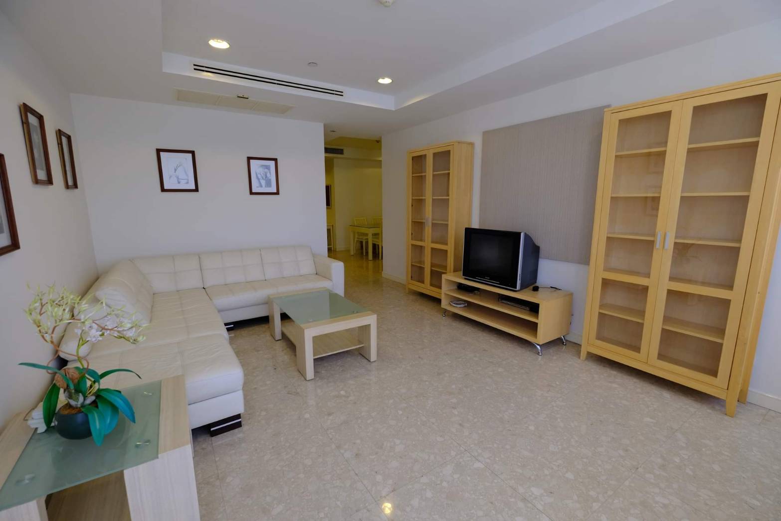 2-Bed Condo on High Floor at Hampton Thonglor 10