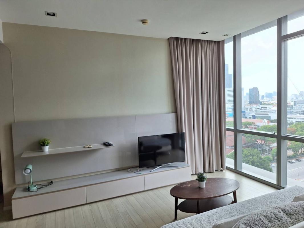 1-Bed Condo near BTS/MRT at the Room Sukhumvit 21 2