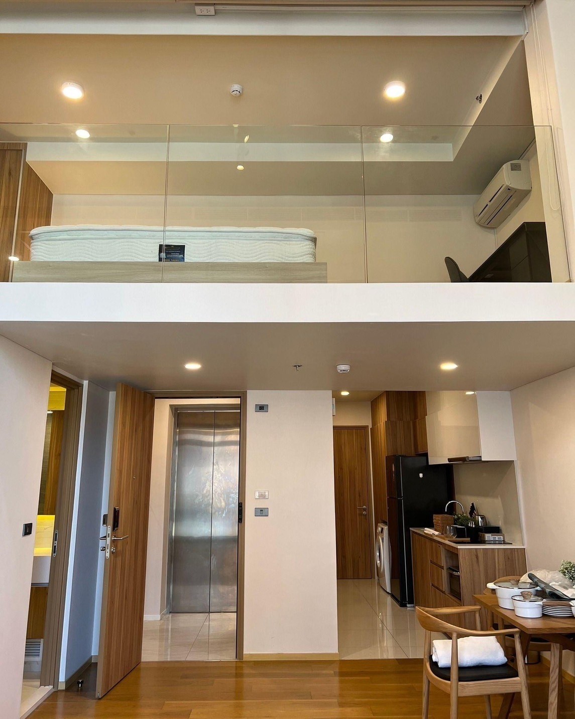 1-Bed Duplex near BTS/MRT at Siamese Exclusive Sukhumvit 31