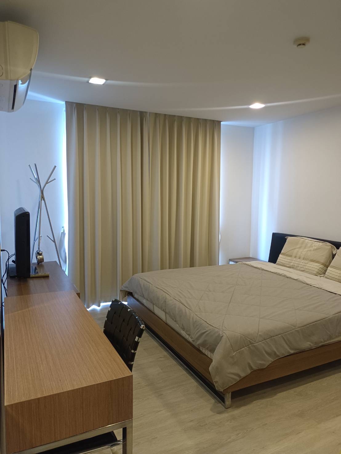 1-Bed Condo near BTS/MRT at the Alcove 49 6