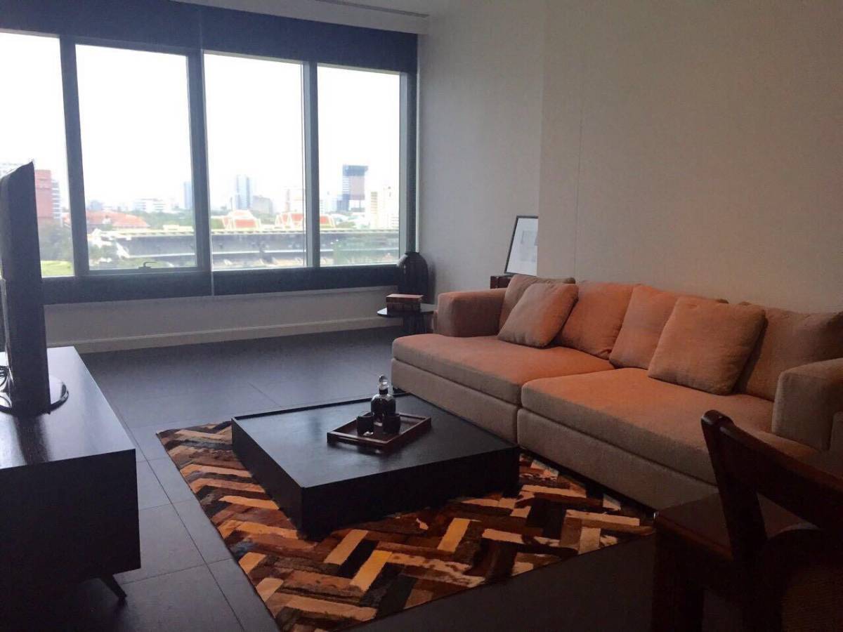 2-Bed Condo near the Park at 185 Rajadamri 2