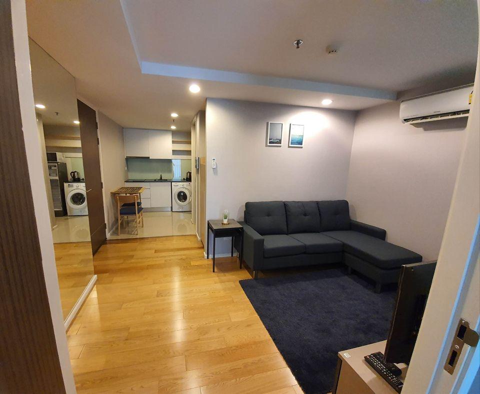 1-Bed Condo near BTS/MRT at 15 Sukhumvit Residences