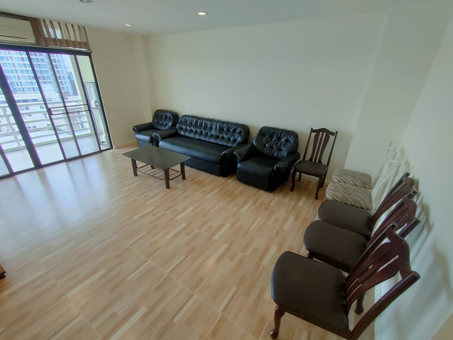 2-Bed Condo near BTS/MRT at Fair Tower