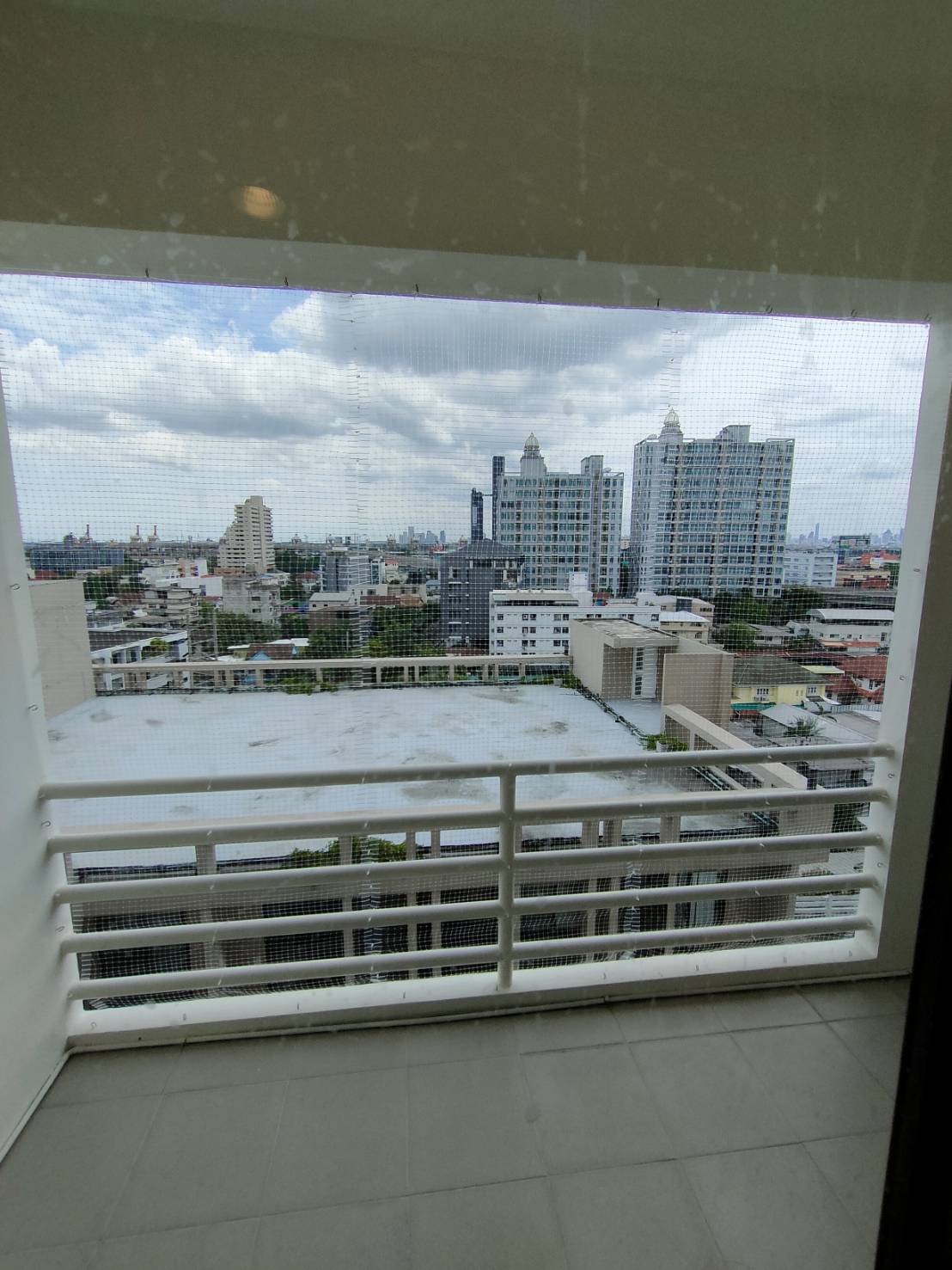 2-Bed Condo near BTS/MRT at Fair Tower 9
