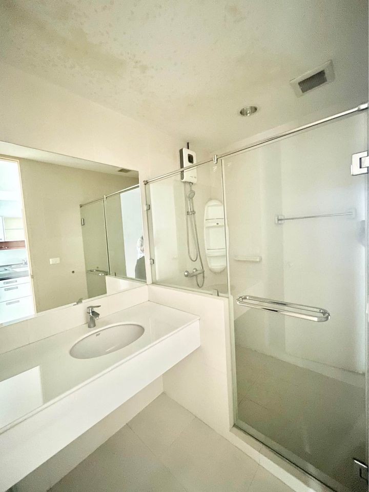 2-Bed Condo at Amanta Ratchada 8