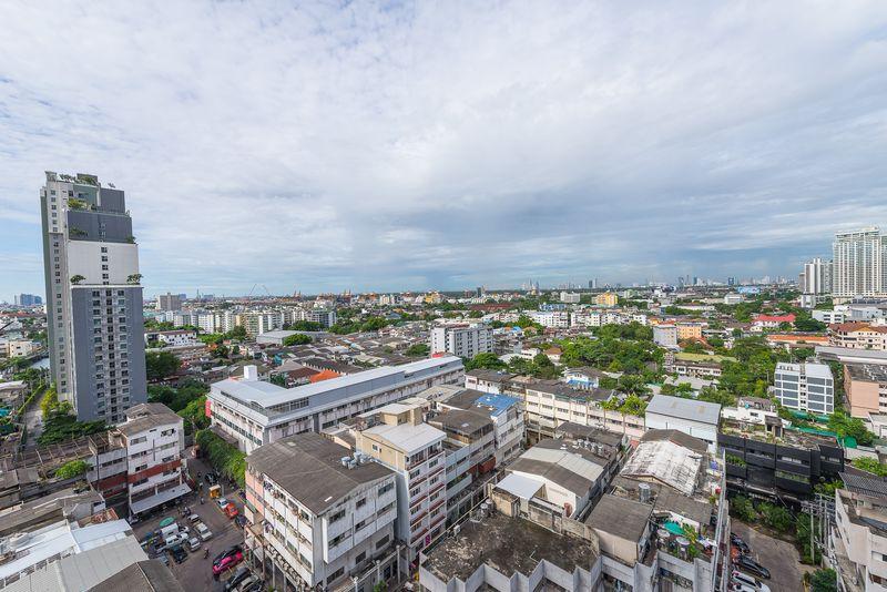 1-Bed Condo near BTS/MRT at WYNE Sukhumvit 13