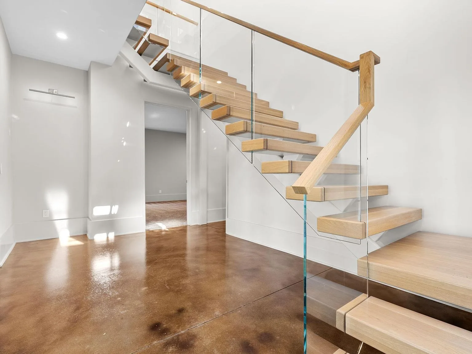 Stunning 6-Bedroom Multigenerational Home in Hartness Village 49