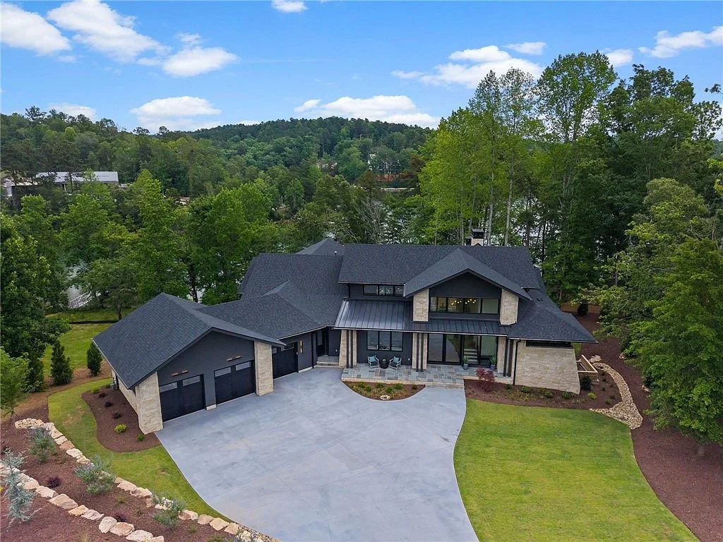 Luxury Lakefront Home at The Cliffs at Keowee Springs