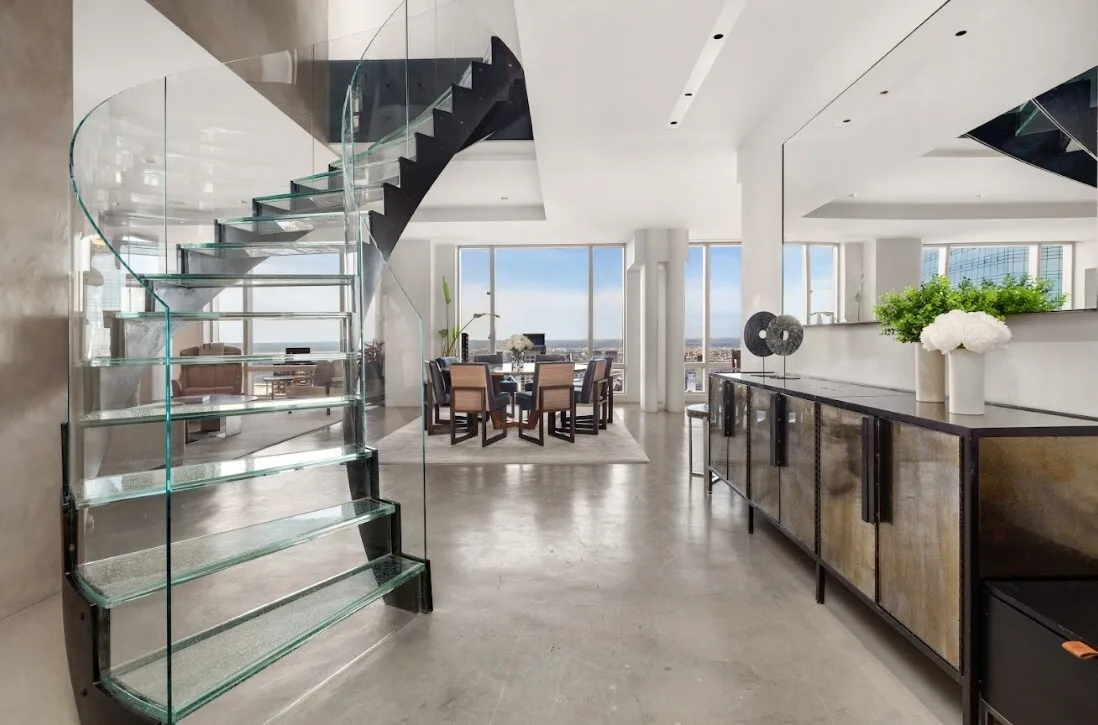 Spectacular Duplex Penthouse with Sweeping City and River Views 2
