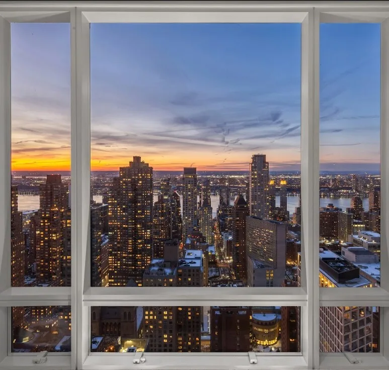 Spectacular Duplex Penthouse with Sweeping City and River Views 15
